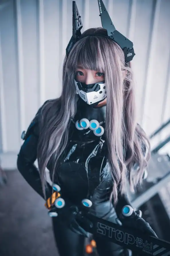 4k未来壁纸 - 机器 - 长发 - 面具「哲风壁纸」