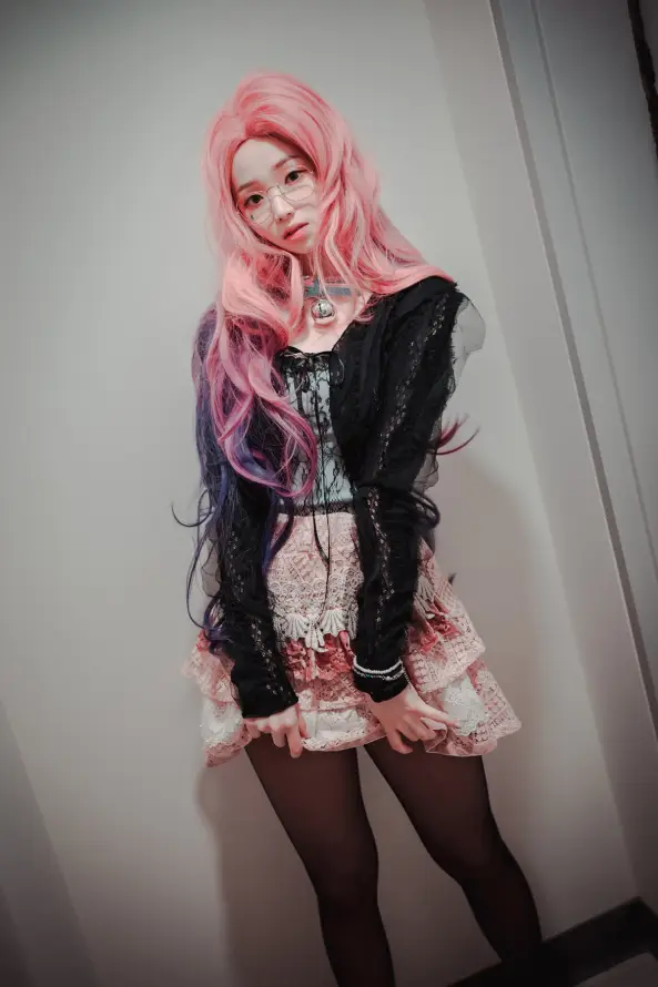 4k妆容壁纸 - 室内 - 美女 - 黑丝「哲风壁纸」