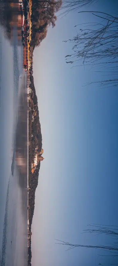 4k冬季壁纸 - 北京 - 晨雾 - 湖面「哲风壁纸」