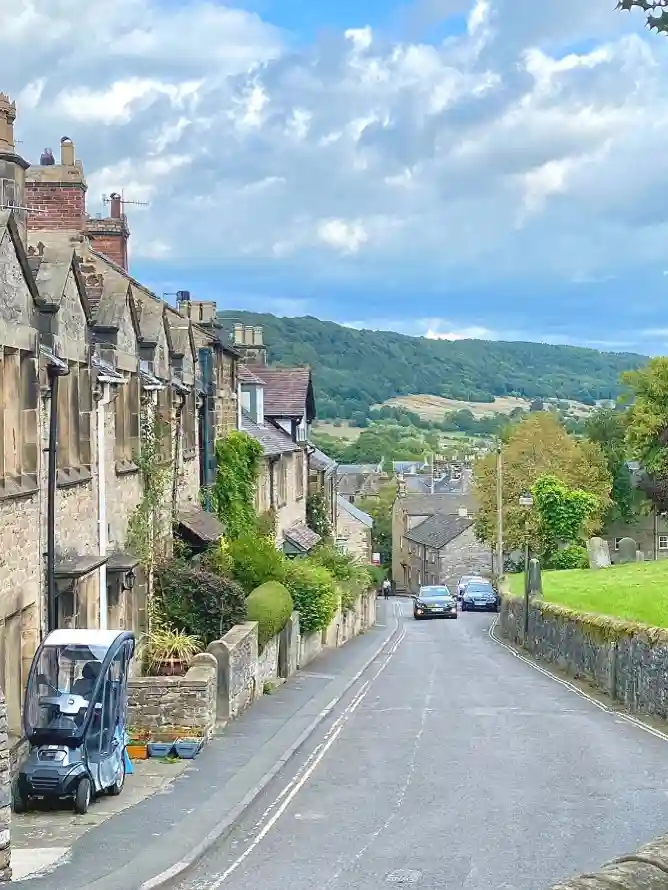 4k壁纸壁纸 - 小镇 - 山丘 - 手机「哲风壁纸」