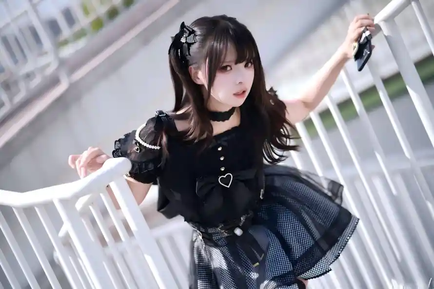 4k少女壁纸 - 户外 - 日系 - 甜酷「哲风壁纸」