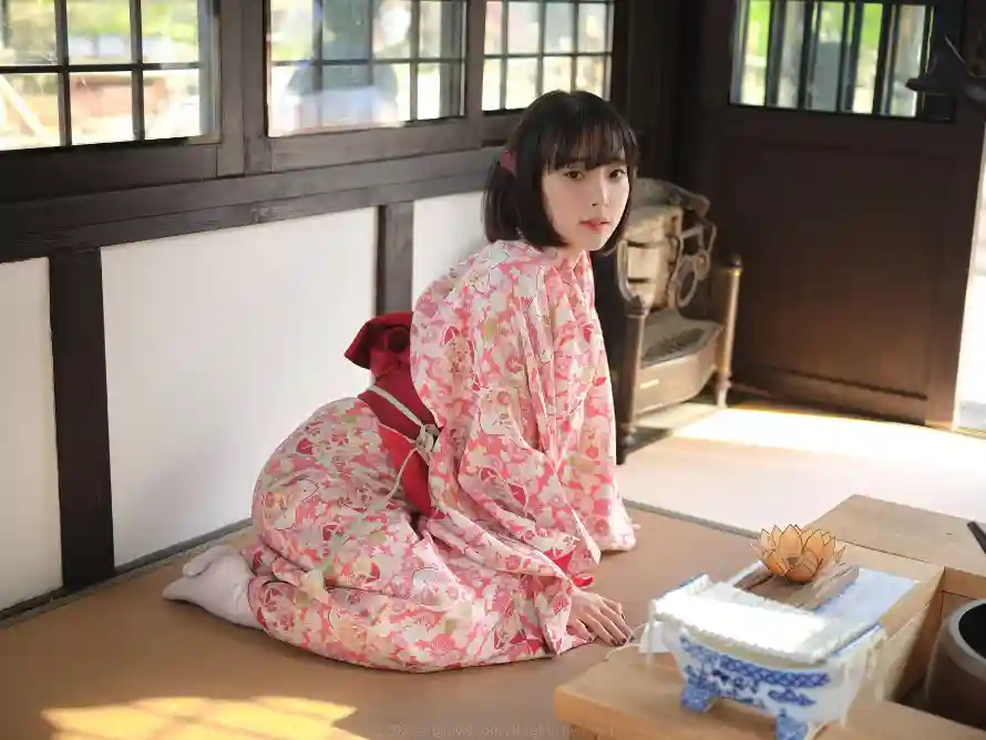 4k写真壁纸 - 和服 - 坐姿 - 美女「哲风壁纸」