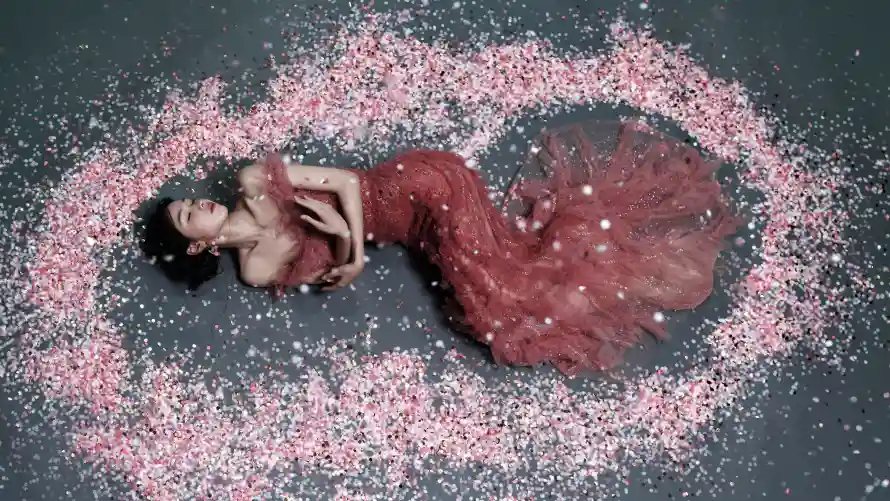 4k优雅壁纸 - 躺姿 - 迷人 - 魅力「哲风壁纸」