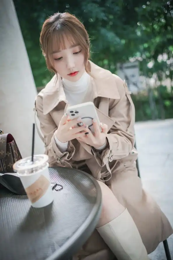 4k休闲壁纸 - 咖啡 - 圆桌 - 户外「哲风壁纸」