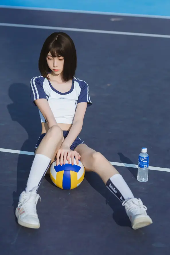 4k排球壁纸 - 白袜 - 运动 - 打排球「哲风壁纸」