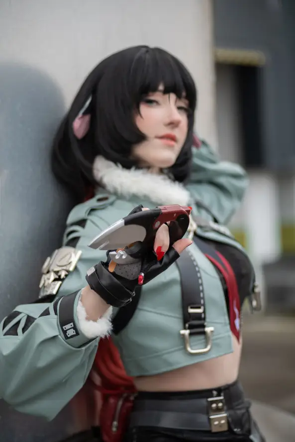 4k女性壁纸 - 户外 - 短发 - 黑短发「哲风壁纸」