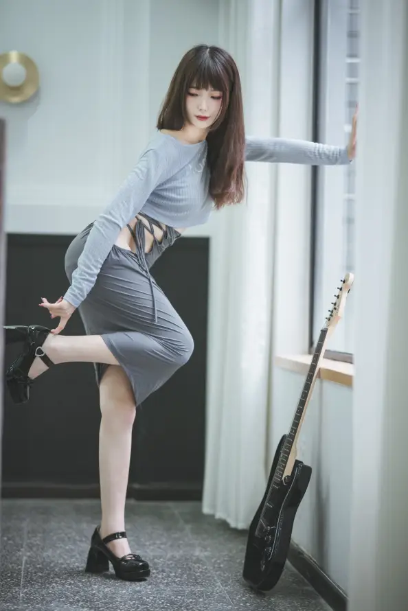 4k写真壁纸 - 音乐 - 电吉他 - 个性穿搭「哲风壁纸」