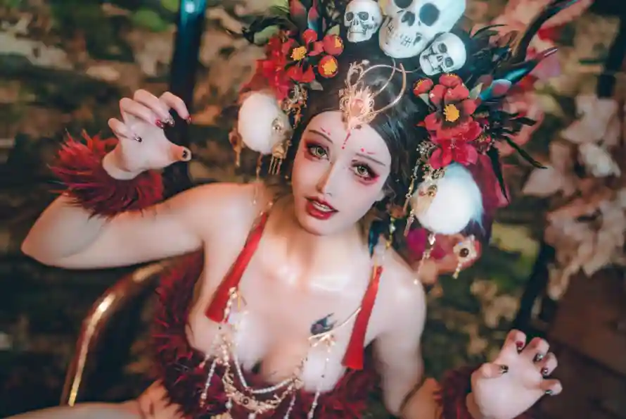 4k年兽壁纸 - 除夕 - 复古座椅 - 妆容精致「哲风壁纸」