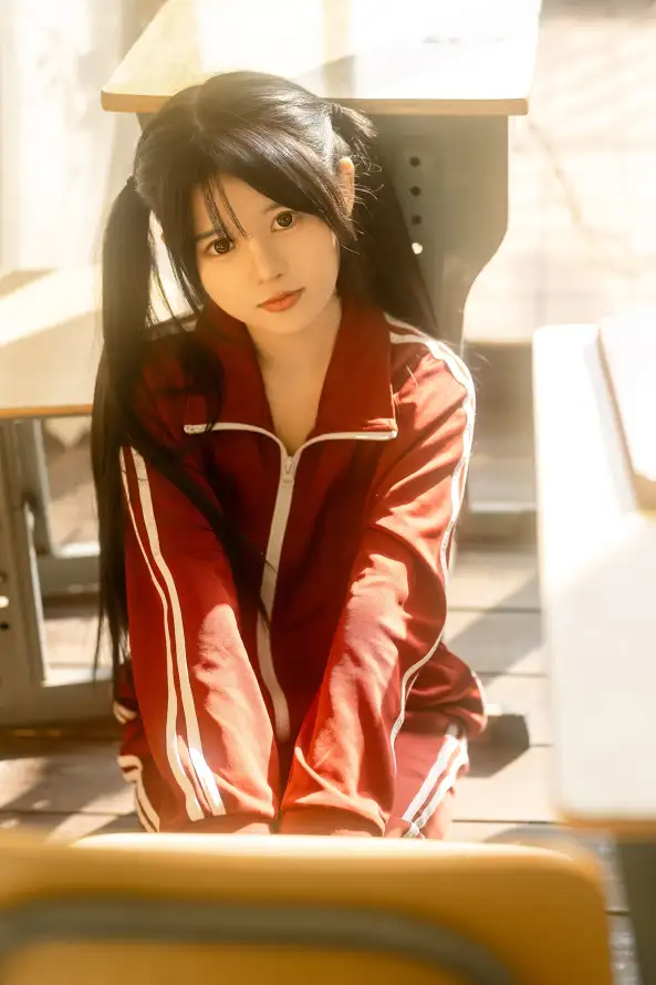 4k学生壁纸 - 室内 - 少女 - 教室「哲风壁纸」