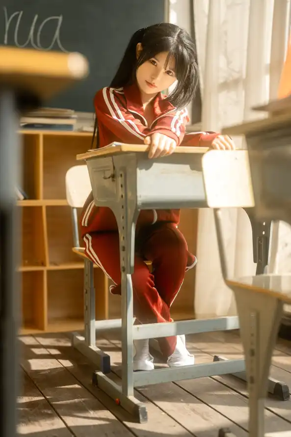 4k坐姿壁纸 - 学习 - 学生 - 室内「哲风壁纸」