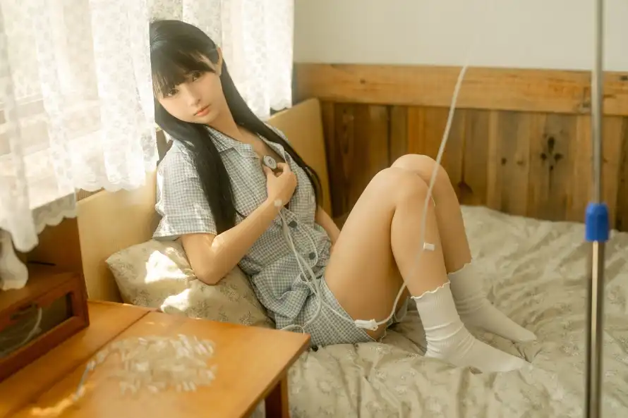 4k医院壁纸 - 卧床 - 女孩 - 康复「哲风壁纸」