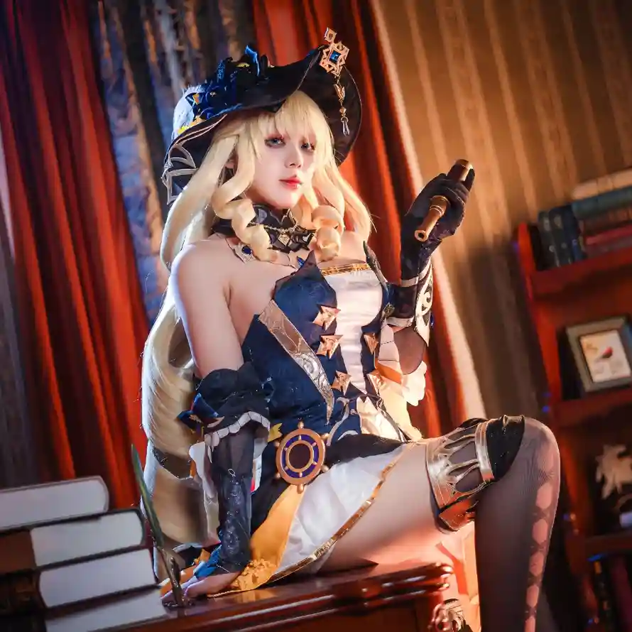 4k书籍壁纸 - 公主 - 帽子 - 金发「哲风壁纸」