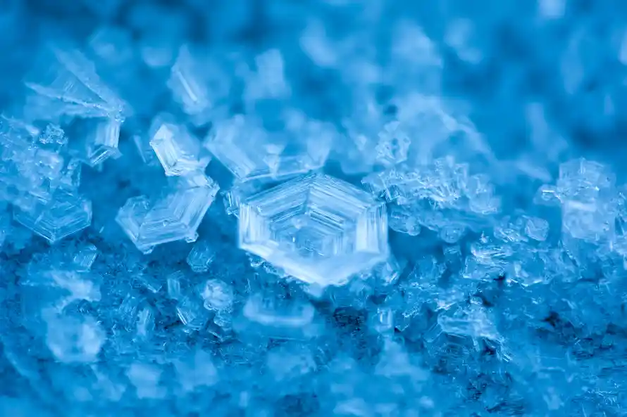 5k冬季壁纸-晶体结构 - 冰晶-自然结晶壁纸推荐「哲风壁纸」