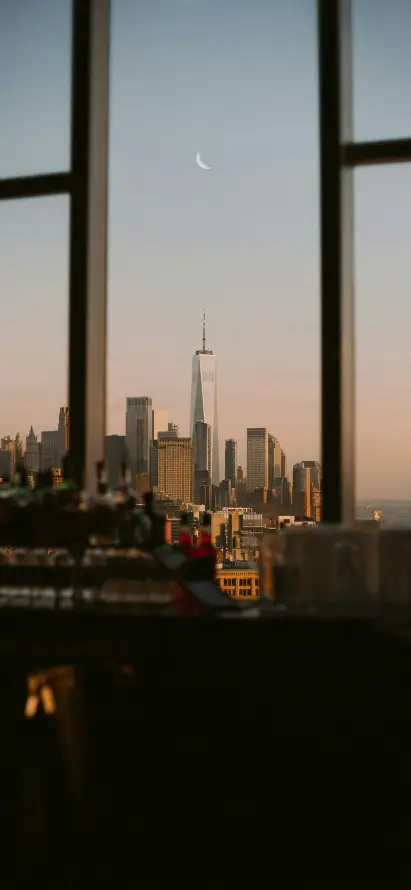 4k天空壁纸 - 建筑 - 月亮 - 窗户「哲风壁纸」