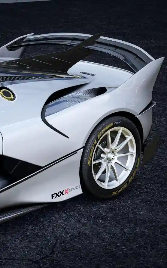 4k赛车壁纸 - 赛道 - 轮胎 - FXX「哲风壁纸」