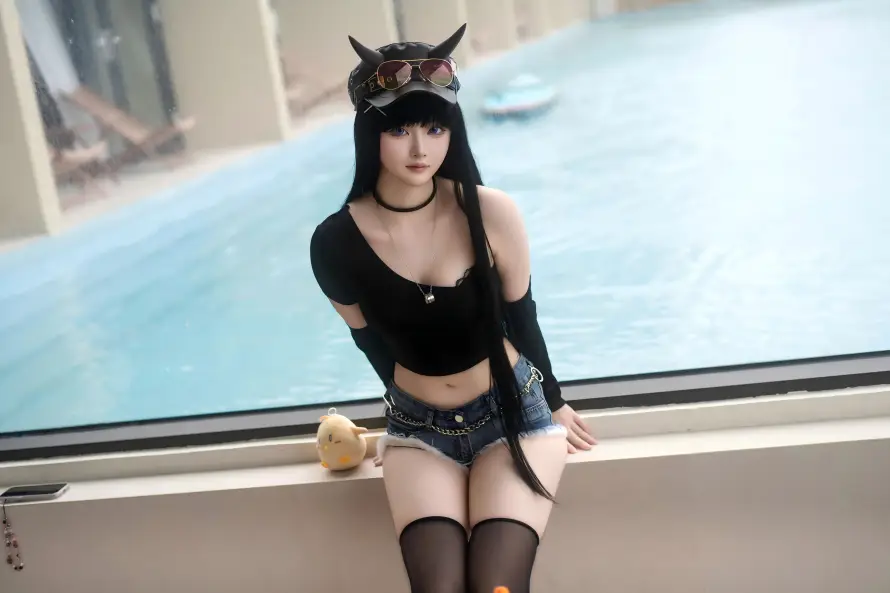 4k性感壁纸 - 泳池 - 窗台 - 美女「哲风壁纸」 4k性感壁纸 - 泳池 - 窗台 - 美女「哲风壁纸」