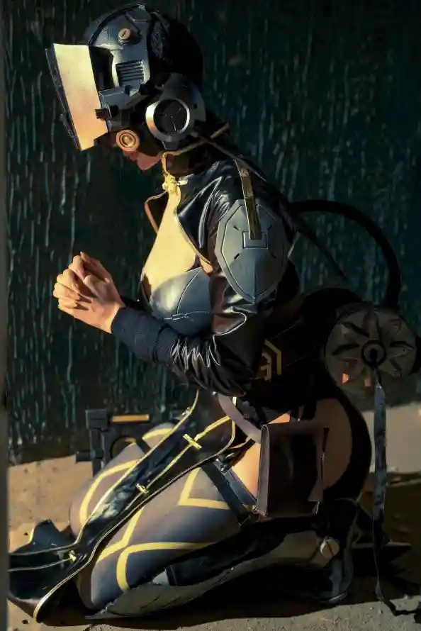 4k未来壁纸 - 机器 - 盔甲 - 神秘「哲风壁纸」