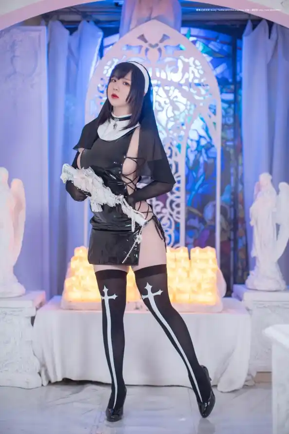 4k丝袜壁纸 - 现场 - 黑色 - 修女服「哲风壁纸」