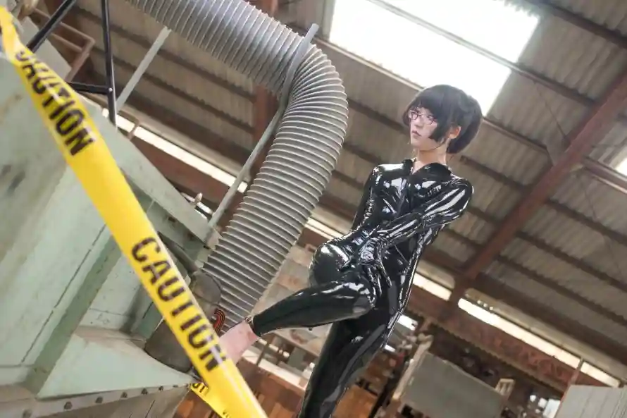 4k厂房壁纸 - 工厂 - 皮衣 - 短发「哲风壁纸」 4k厂房壁纸 - 工厂 - 皮衣 - 短发「哲风壁纸」