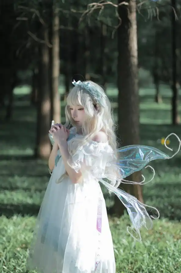 4k少女壁纸 - 户外 - 树林 - 梦幻「哲风壁纸」