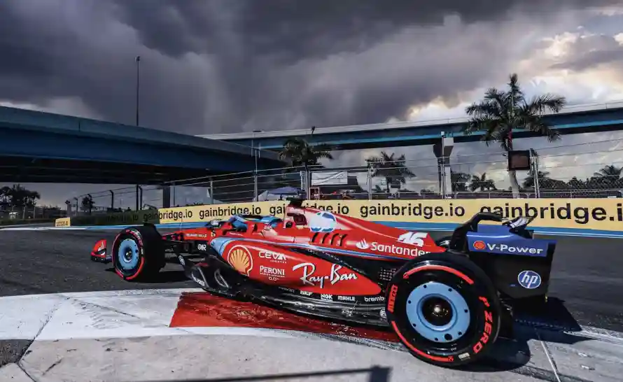 4kF1壁纸 - 桥梁 - 赛车 - 赛道「哲风壁纸」 4kF1壁纸 - 桥梁 - 赛车 - 赛道「哲风壁纸」