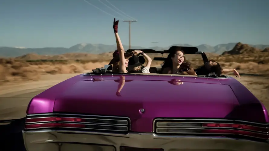 4k公路壁纸 - 女团 - 山脉 - 户外「哲风壁纸」