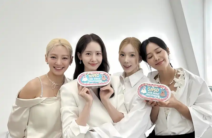 3k孝渊壁纸-崔秀英和林允儿-金泰妍免费下载「哲风壁纸」