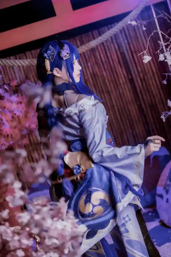 4k和服壁纸 - 美女 - 樱花 - 蓝发「哲风壁纸」