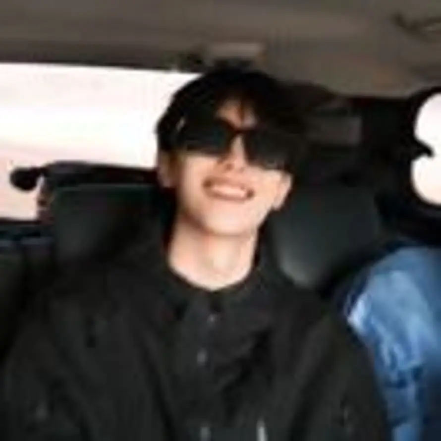 ￴￴ ￴￴ ￴的头像