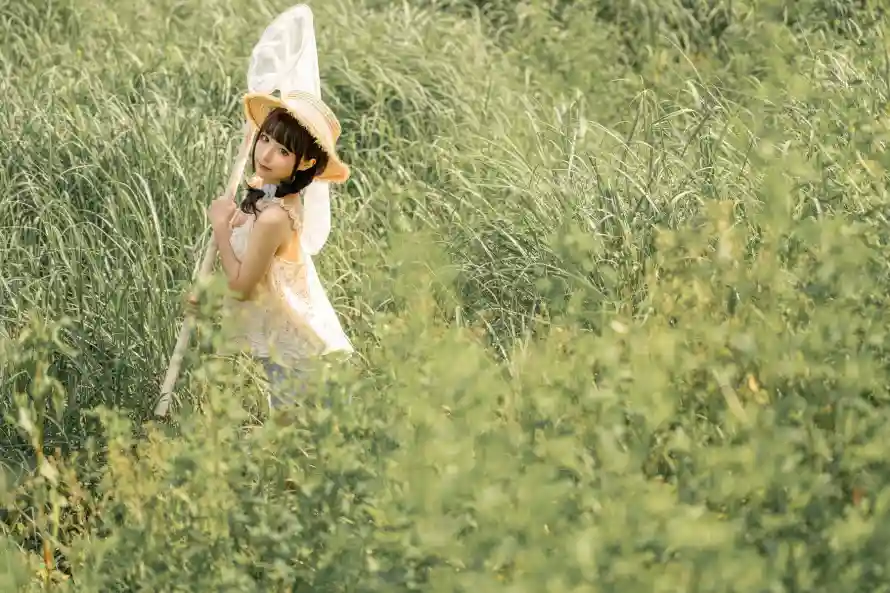 4k夏日壁纸 - 女孩 - 少女 - 户外「哲风壁纸」