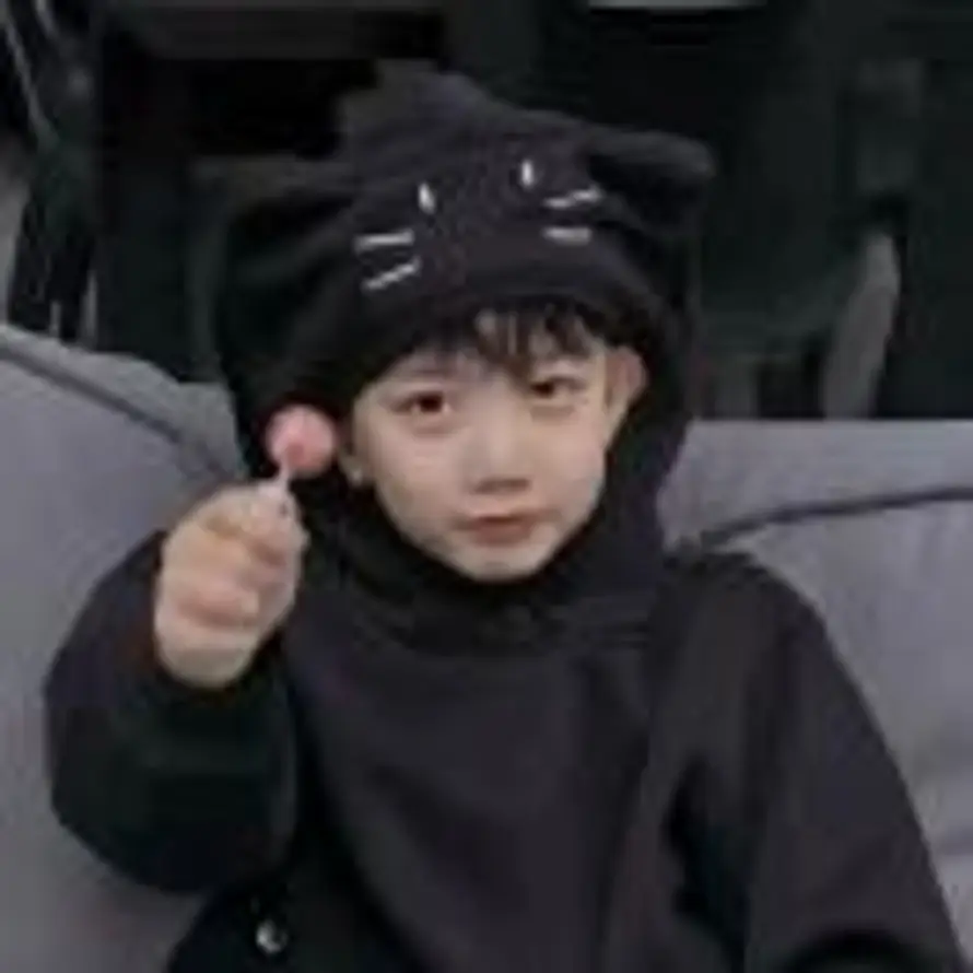 吃啥呢给我掰点的头像