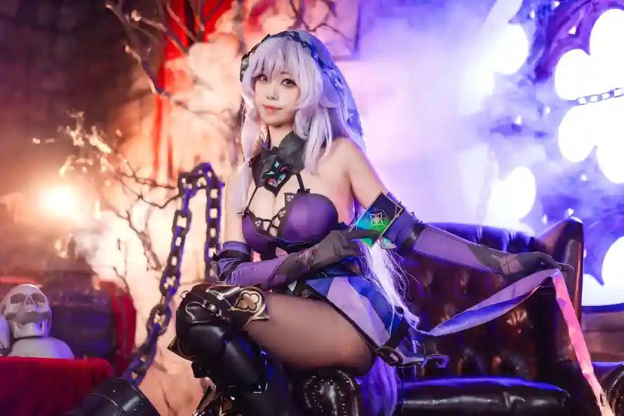 4k美女壁纸 - 银发 - 锁链 - 长靴「哲风壁纸」