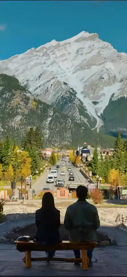 4k公路壁纸 - 小镇 - 山脉 - 情侣「哲风壁纸」