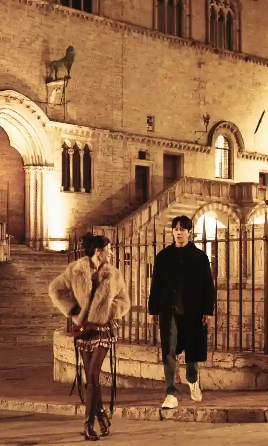 4k复古壁纸 - 夜晚 - 情侣 - 暖光「哲风壁纸」