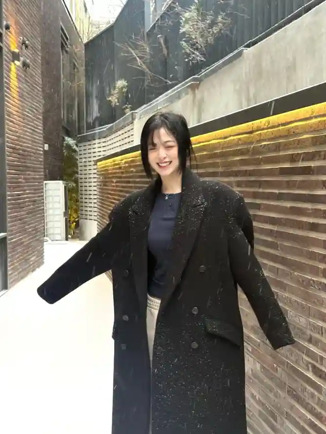 4k下雪壁纸 - 内搭 - 冬季 - 建筑「哲风壁纸」