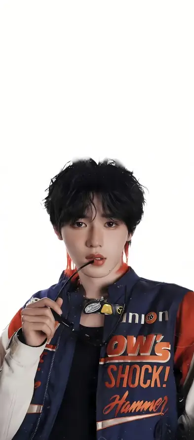 4k少年壁纸 - 爱豆 - 男星 - 耳饰「哲风壁纸」