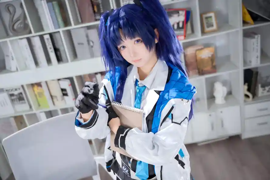 4k书架壁纸 - 室内 - 御姐 - 手套「哲风壁纸」