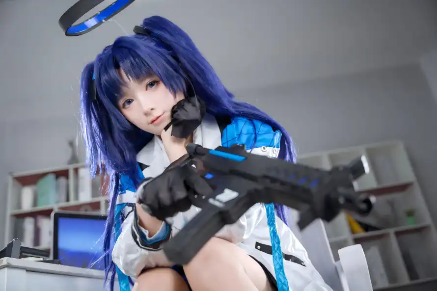 4k光环壁纸 - 制服 - 室内 - 御姐「哲风壁纸」