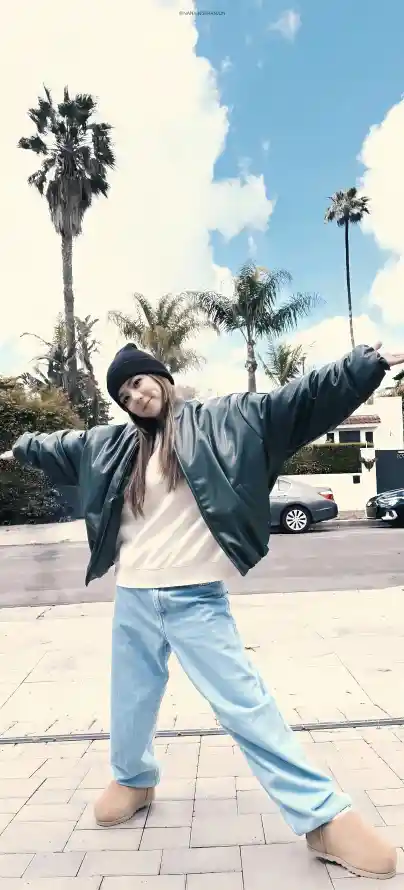 4k户外壁纸 - 白云 - 自拍 - 蓝天「哲风壁纸」