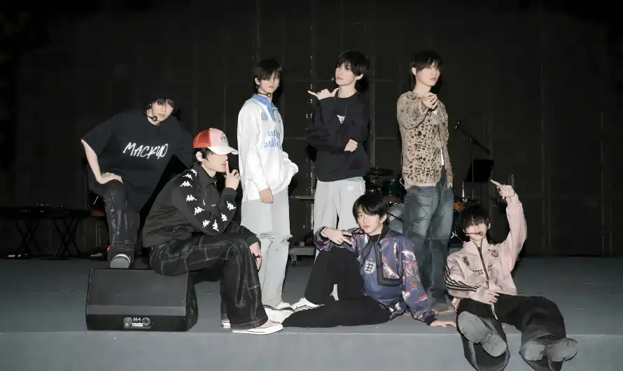 4k偶像壁纸 - 爱豆 - 男团 - 穿搭「哲风壁纸」