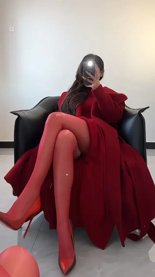 4k丝袜壁纸 - 室内 - 御姐 - 性感「哲风壁纸」