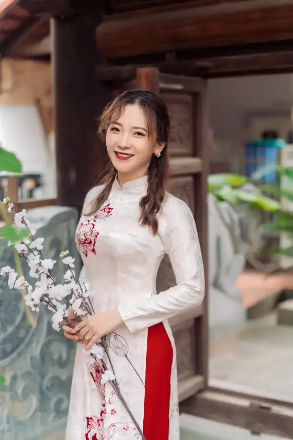 4k古风壁纸 - 微笑 - 旗袍 - 气质「哲风壁纸」