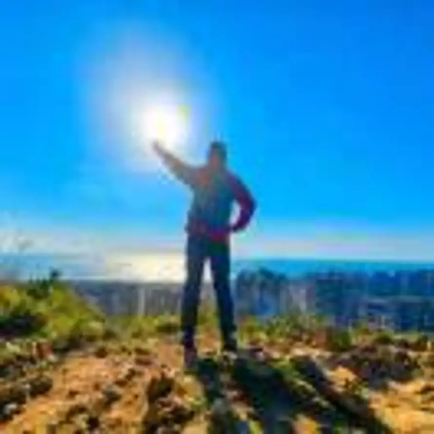 W的用户头像 - 哲风壁纸