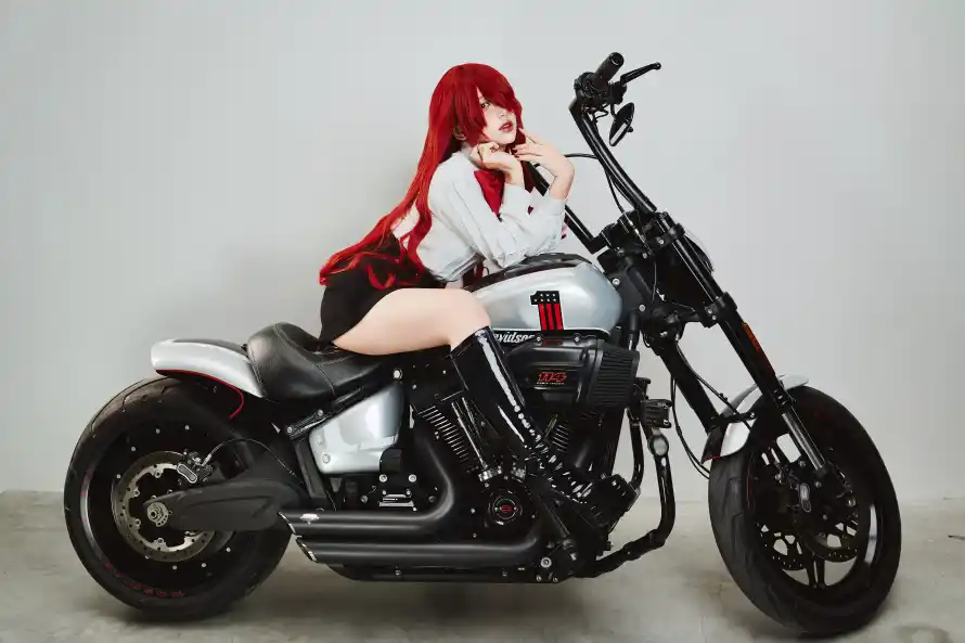 7k御姐壁纸-摩托车与性感-巡航摩托壁纸分享「哲风壁纸」
