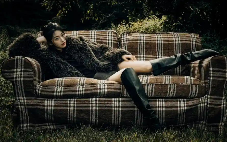 4k沙发壁纸 - 电脑壁纸 - 热门壁纸 - wallpaper「哲风壁纸」