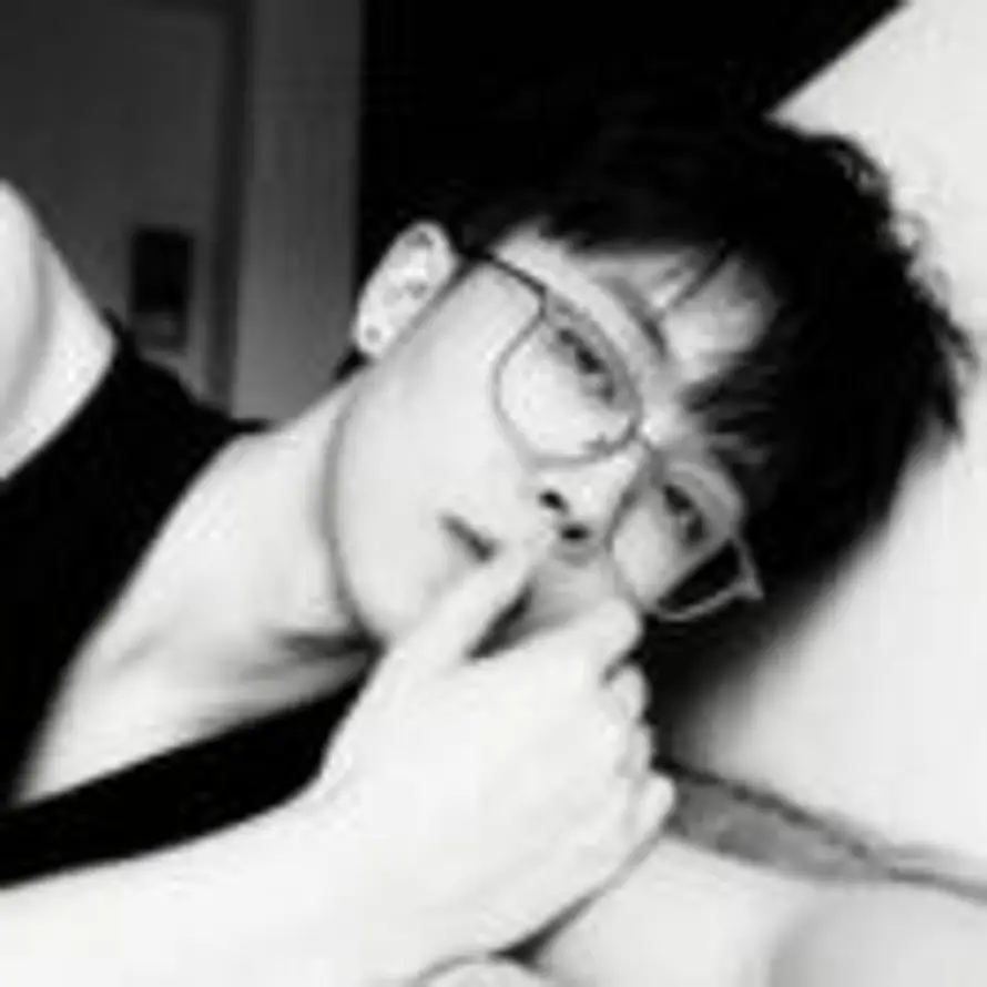 Ray ᥫᩣ༠°的头像