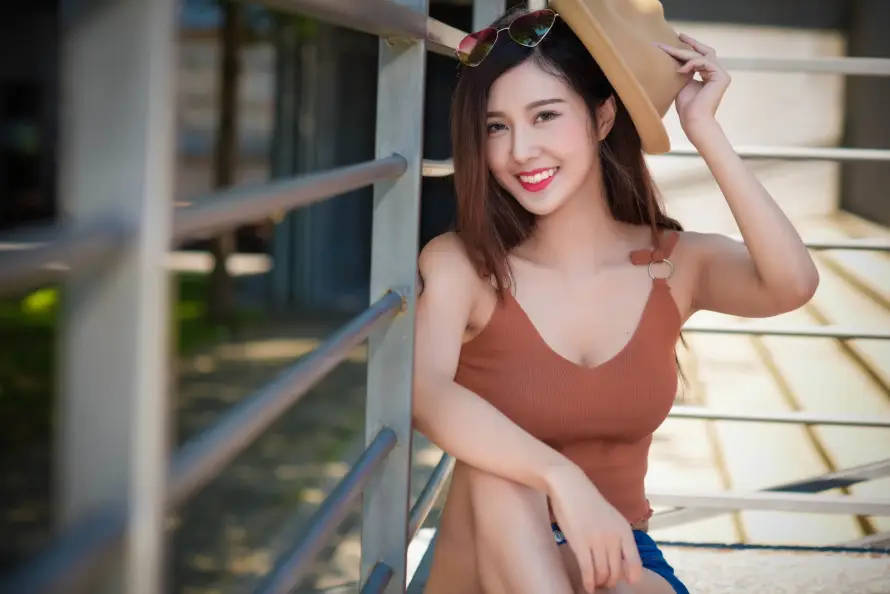 4k户外壁纸 - 楼梯口 - 热门壁纸 - wallpaper「哲风壁纸」