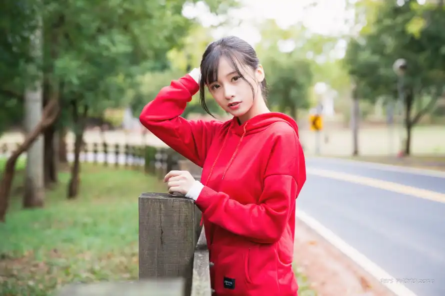 4k户外壁纸 - 红色 - 热门壁纸 - wallpaper「哲风壁纸」