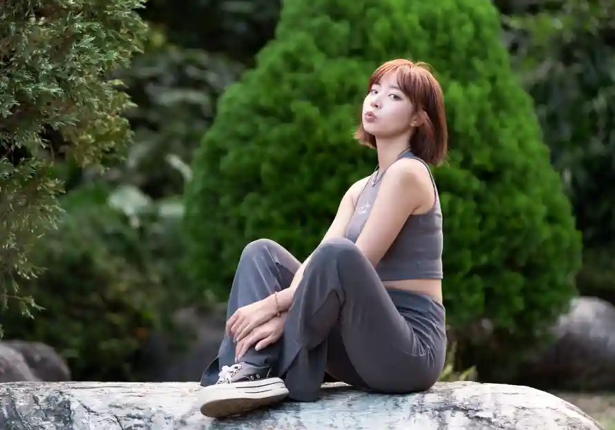 4k休闲壁纸 - 写真 - 园林 - 女性「哲风壁纸」