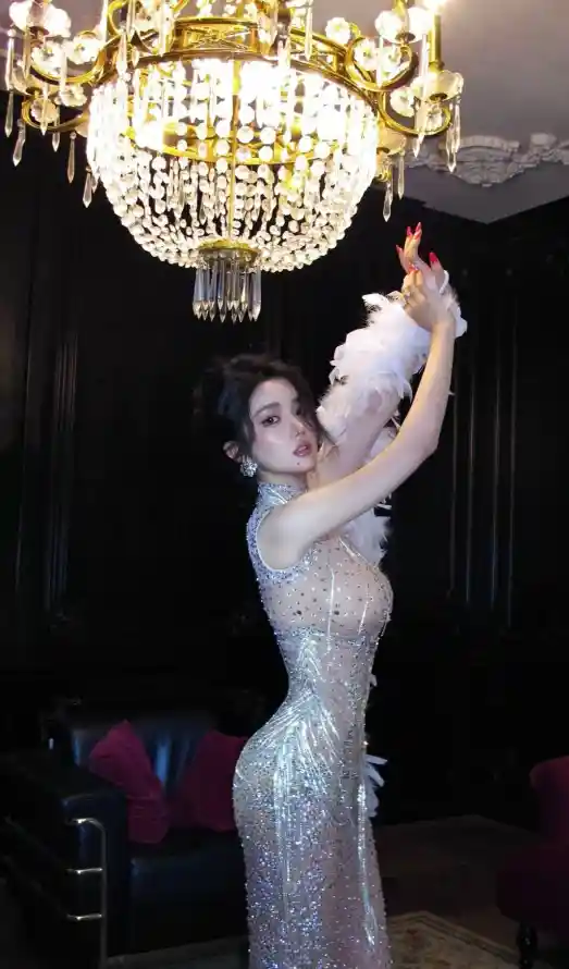 4k室内壁纸 - 性感 - 美女 - Ios「哲风壁纸」